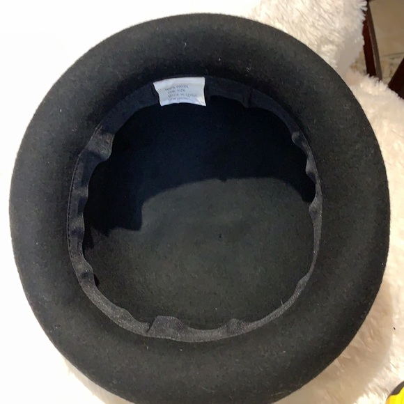 wool hat - Picture 4 of 7